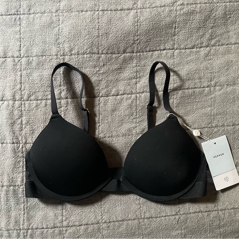 Pepper Lift Up Bra Black 34A NWT